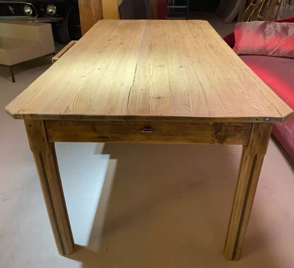 Table en bois réstaurée – Image 9