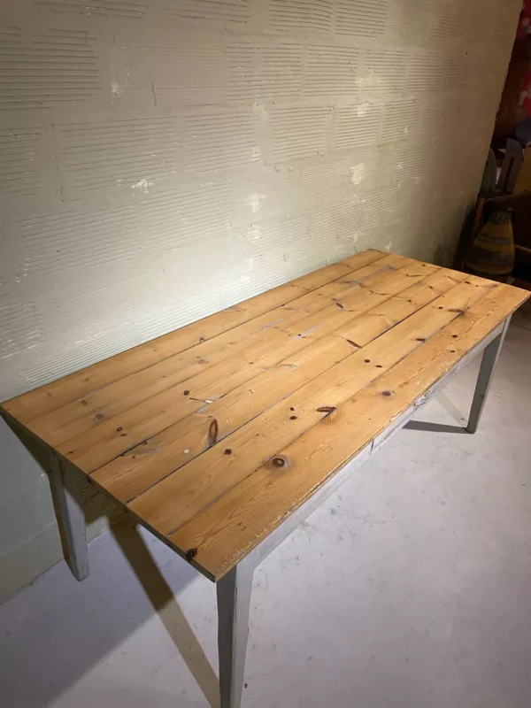 Table ferme en pin massif – Image 3