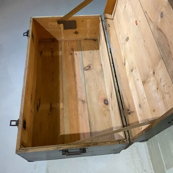 Table basse malle militaire – Image 5