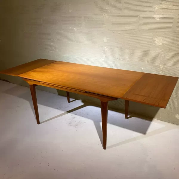 Table scandinave 1970 – Image 3