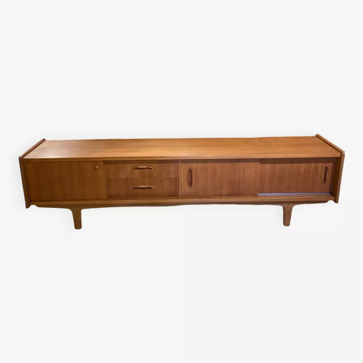 Enfilade année 70 - vue de face détouré
